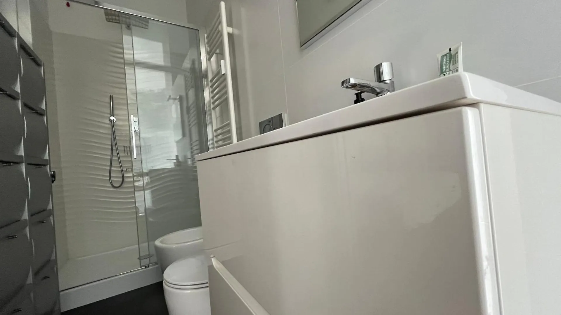 Homestay Bellissima Camera Con Bagno Privato Citylife - Sempione Milan